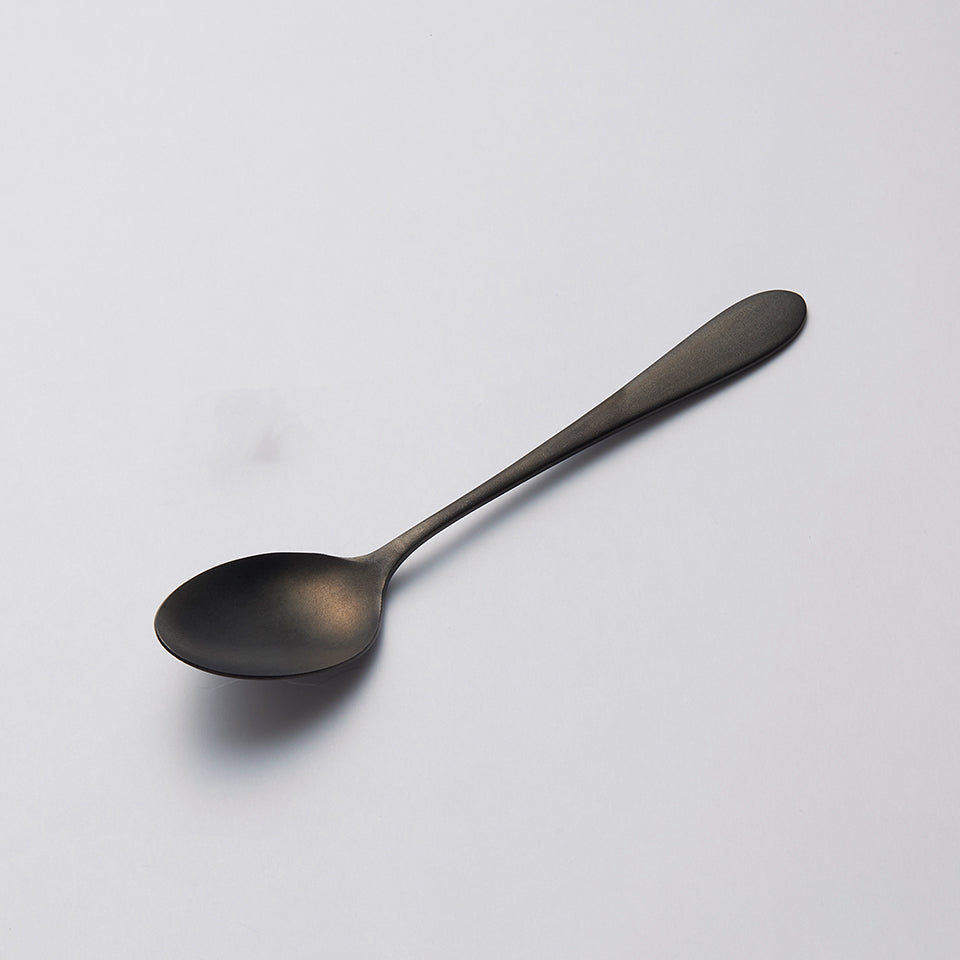96（KURO） スプーン 大 (ざらざら) [6]｜Discover Japan 公式