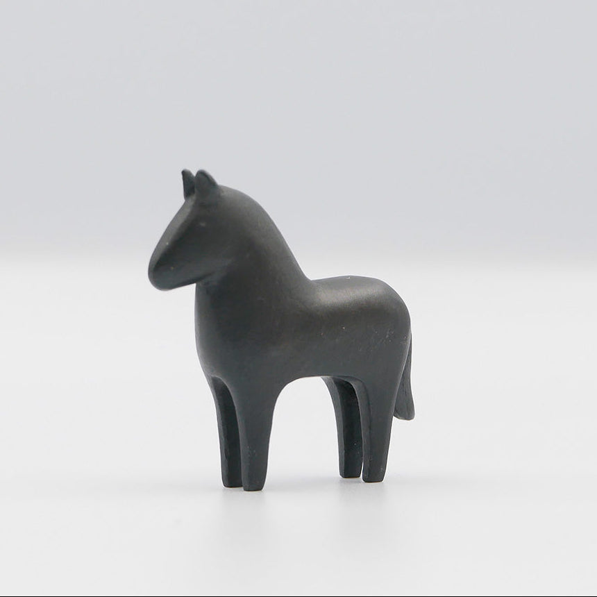 大寺幸八郎商店 ミニ干支 福うま（黒）大｜Discover Japan 公式