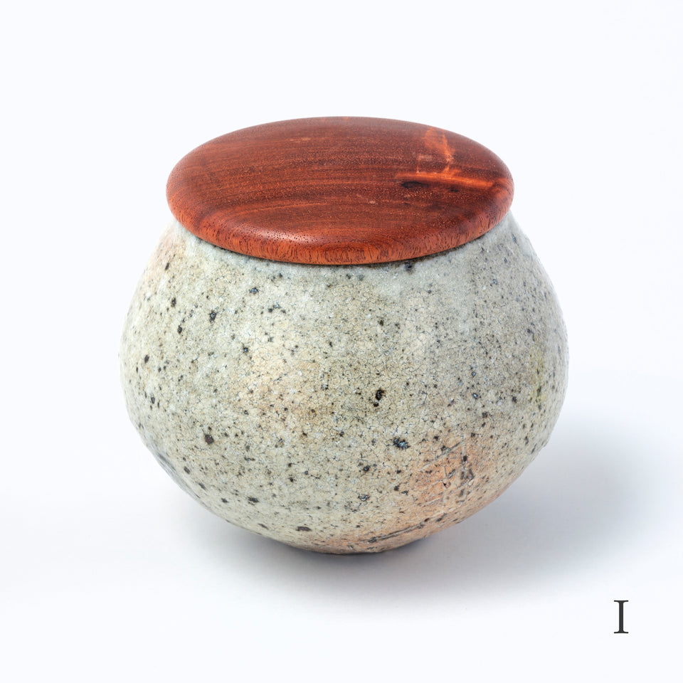 【八田亨】初窯 塩壺(左馬)