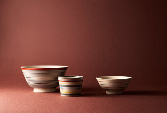 [Article] 陶芸家《冨本大輔》 日本人の食卓の記憶を宿す 時代に流されないうつわ