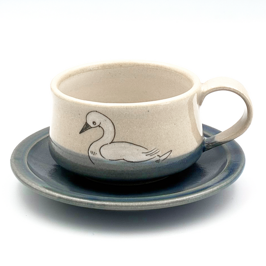 武 二香さんのうつわが入荷！ 白鳥のマグ、カモシカやロブスターのお皿ほか