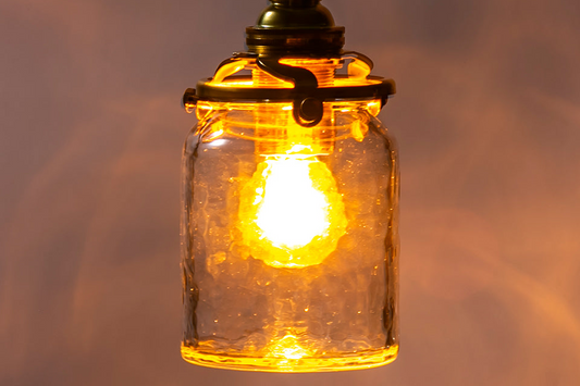 安土草多さんのペンダントライトが入荷しました