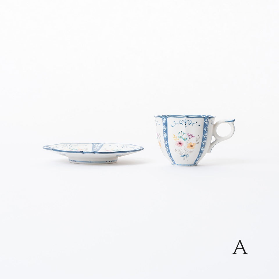 貴重　李禹煥 朴英淑 コラボ コーヒー カップ/ソーサー/ポット 箱付き 貴重 李禹煥 朴英淑 コラボ コーヒー カップ/ソーサー/ポット 箱付き