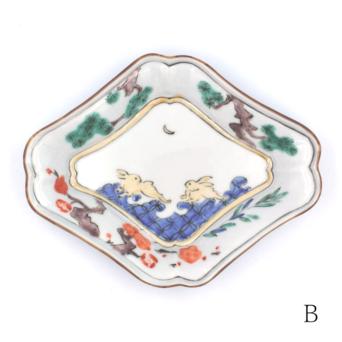 【新道工房】色絵波に兎図隅入菱形向付 [29]