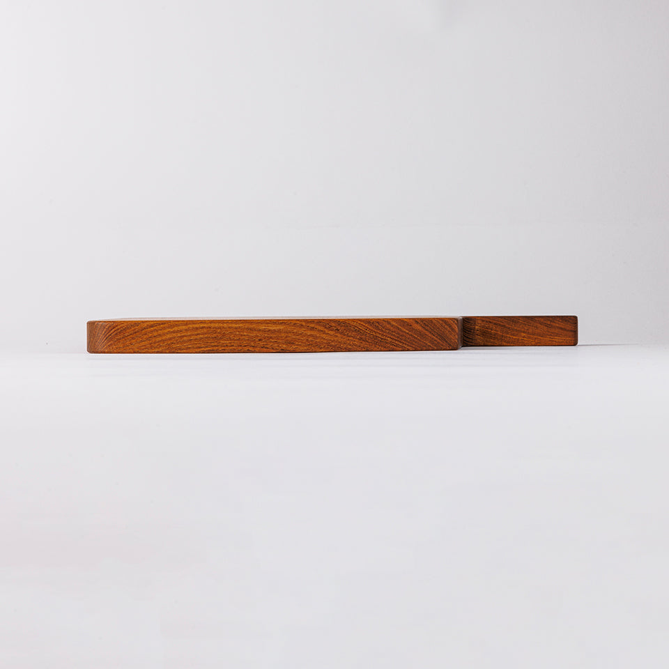ARTS CRAFT JAPAN カッティングボード320 エンジュ｜Discover Japan