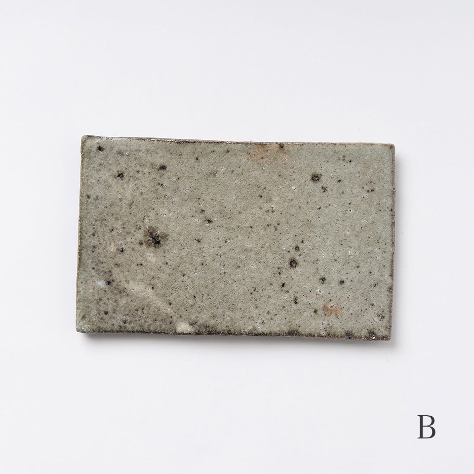 八田亨 白掛tile plate 長小 [A37]｜Discover Japan 公式オンライン