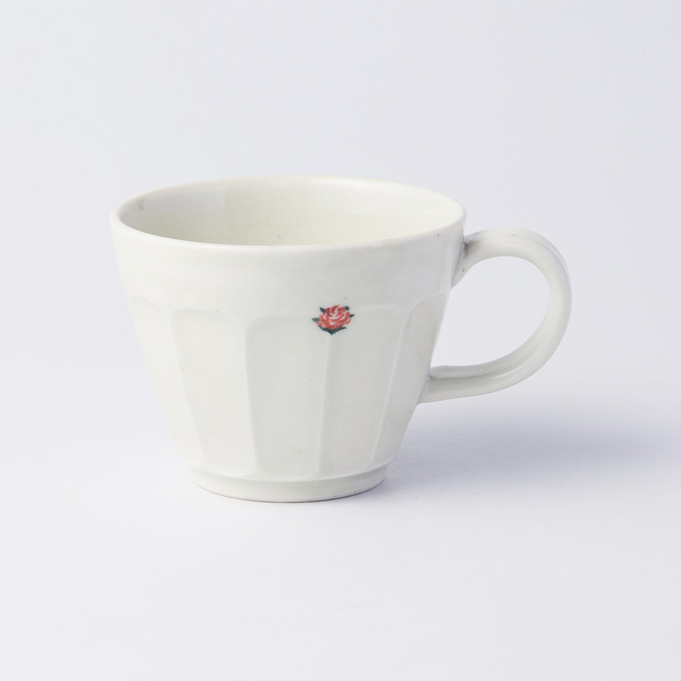 【阿部春弥・阿部みか】白磁面取コーヒーカップ バラ [27]