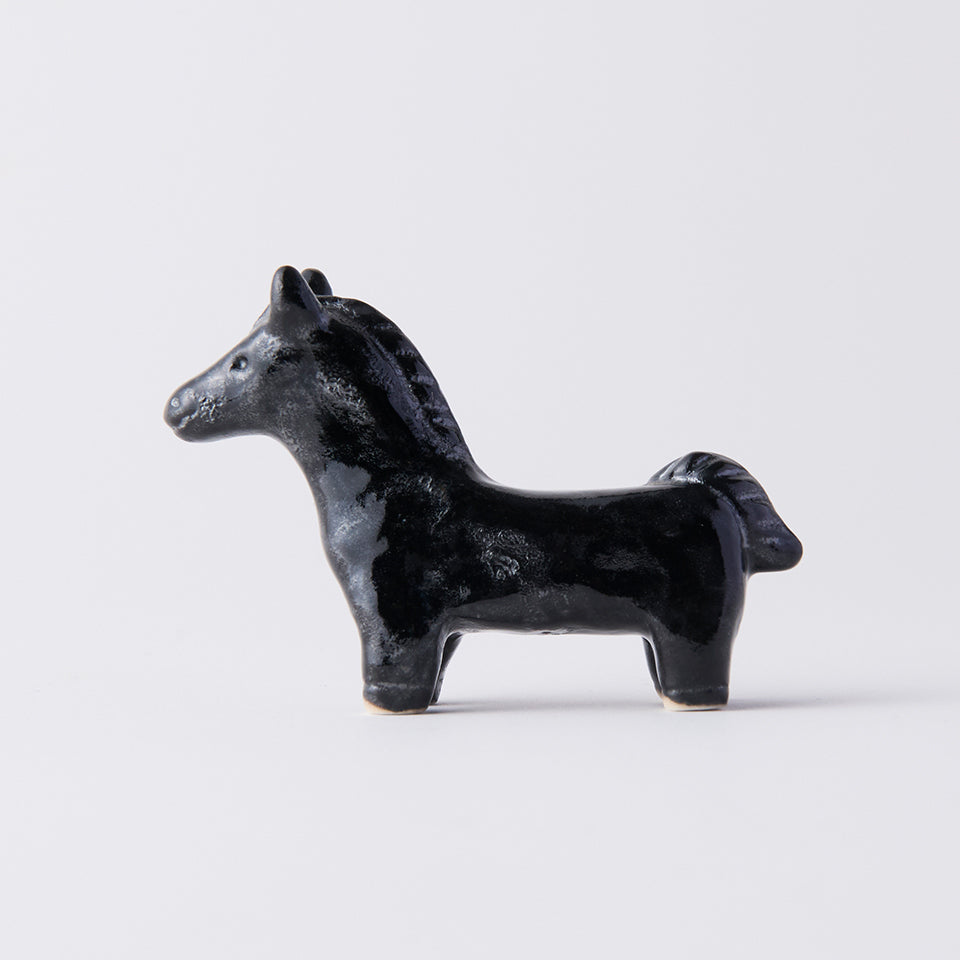 【阿部春弥・阿部みか】箸置き うま [75]