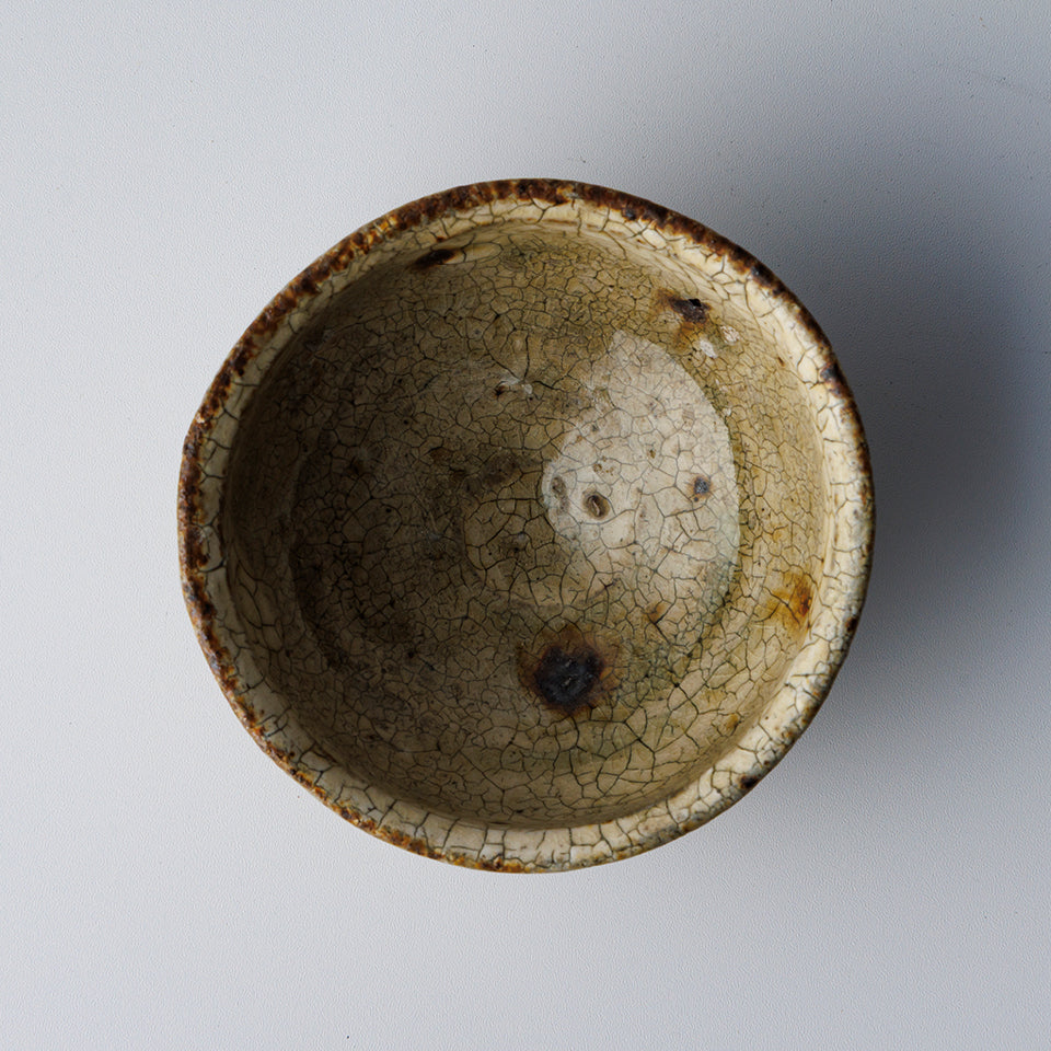 【尾形アツシ】荒山粉引 ぐい呑 [D4]