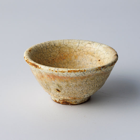 【尾形アツシ】ヒビ粉引 ぐい呑み [D7]