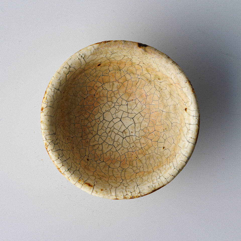 【尾形アツシ】ヒビ粉引 ぐい呑み [D7]