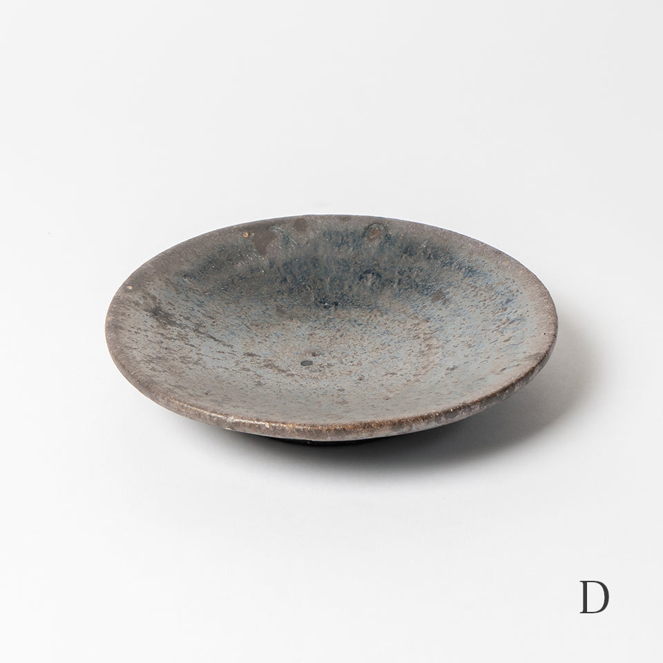小野象平 黒志野取皿｜Discover Japan 公式オンラインショップ