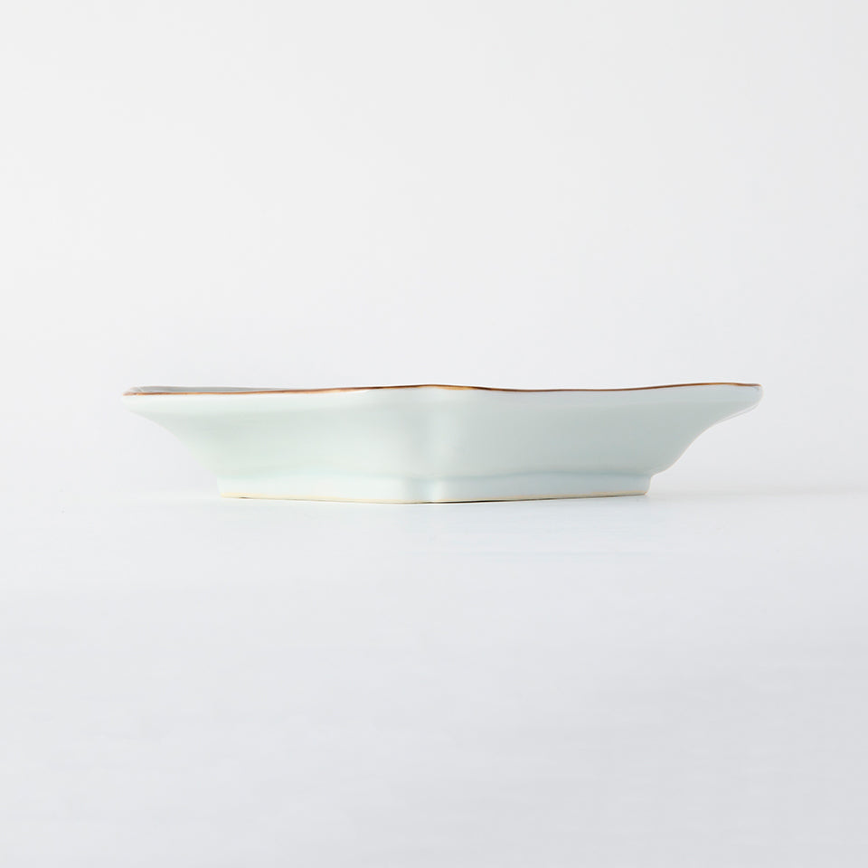 新道工房 色絵双鶏図隅入菱形向付 [26]｜Discover Japan 公式