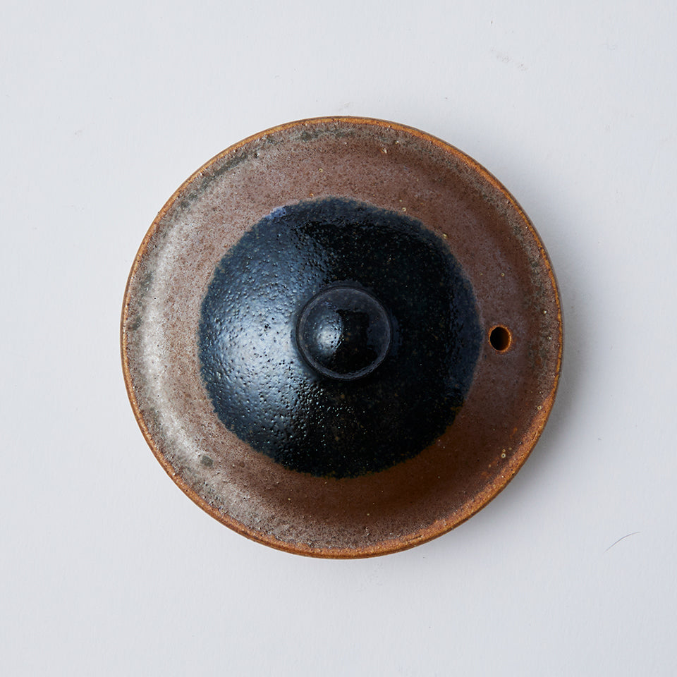 出西窯 つる付き土瓶 中 丸紋 [81]｜Discover Japan 公式オンライン