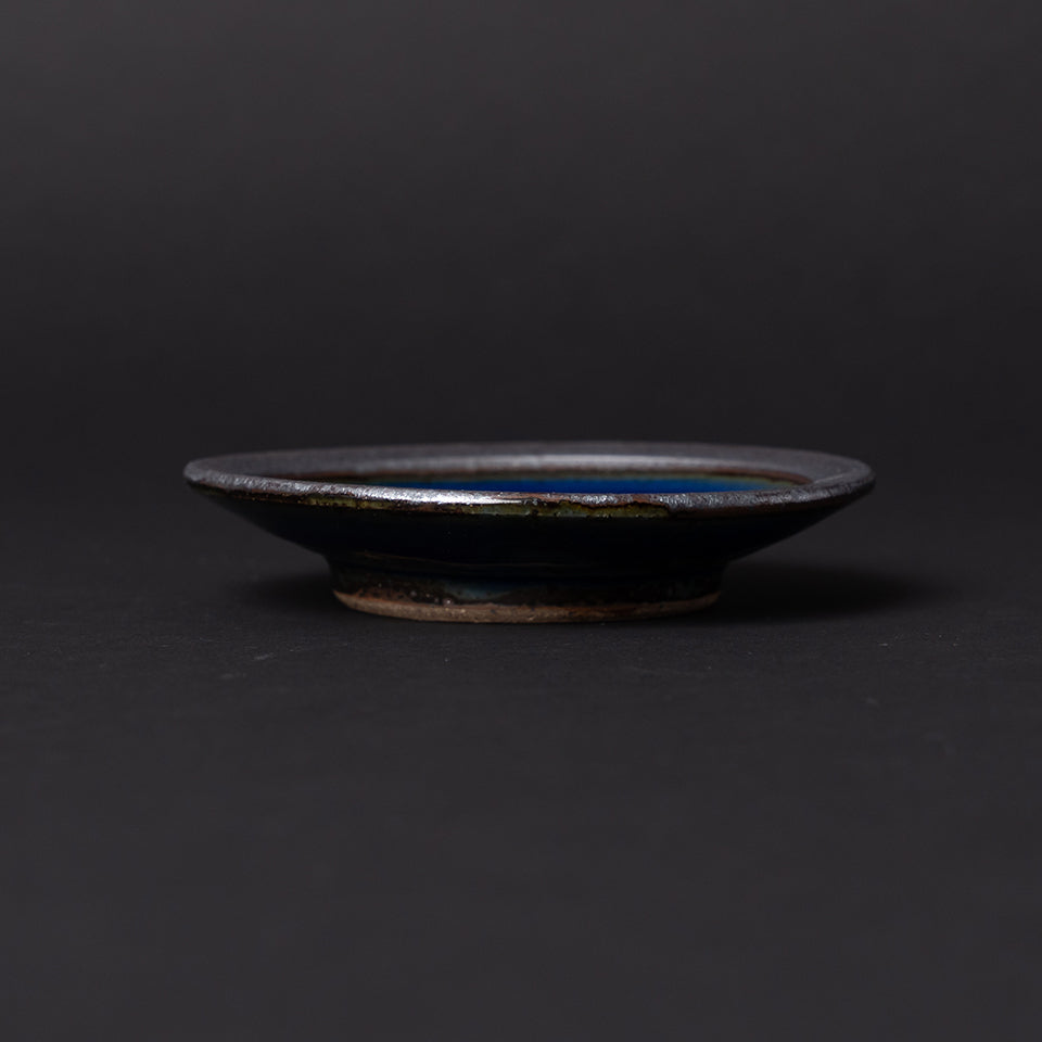 出西窯(しゅっさいがま)　ふち鉄砂・呉須釉鉢　紙箱、栞、紀行文付き 出西窯 縁鉄砂呉須釉皿 3.5寸 [1]｜Discover Japan 公式オンラインショップ