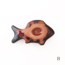 画像をギャラリービューアに読み込む, 【湯町窯】箸置き 魚 [9]
