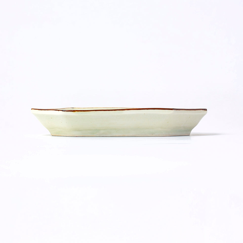 阿部春弥 白磁八角長方皿 [17-白磁]｜Discover Japan 公式オンライン