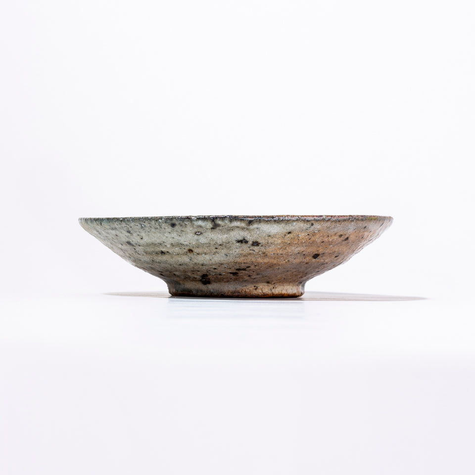 八田亨 白掛5寸皿 [51]｜Discover Japan 公式オンラインショップ