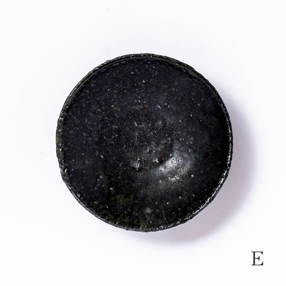 八田亨 黒掛 3寸皿 [66]｜Discover Japan 公式オンラインショップ